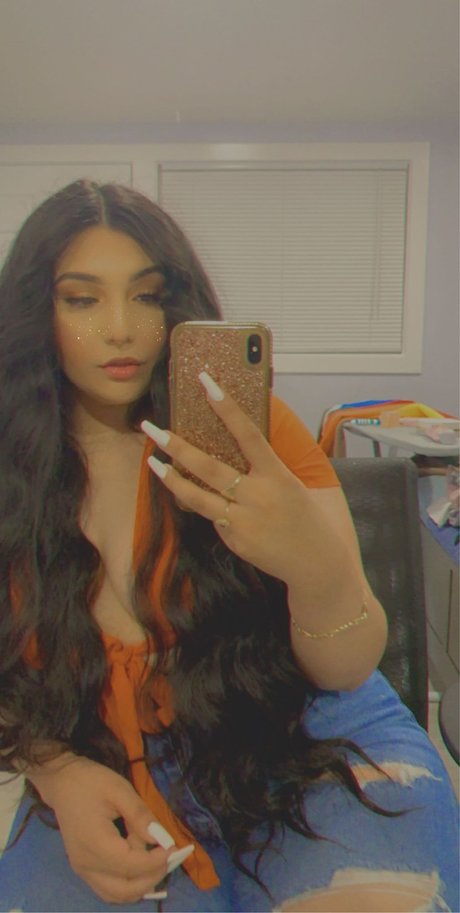 Naken lekkede OnlyFans-bilde av Alexandria Monique