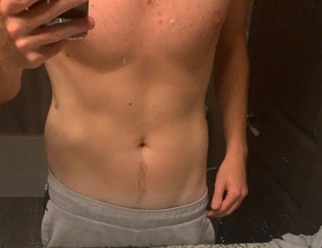 Nahá fotka uniklých OnlyFans od Tall Guy