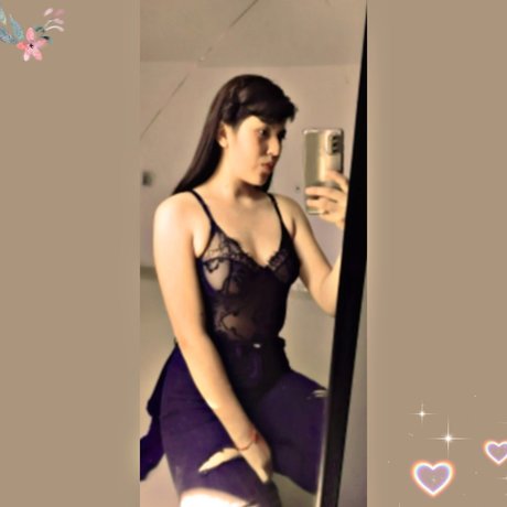 Naken läckt OnlyFans-bild av Adriana Alvarez