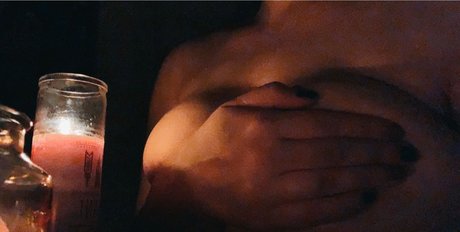 Foto nua vazada do OnlyFans de Ari