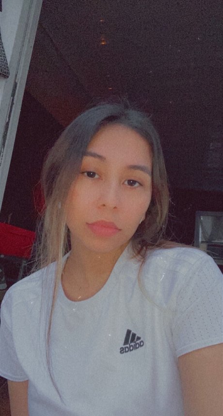 Nahá fotka uniklých OnlyFans od Nadia