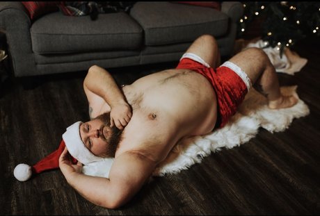 Обнаженная фотография утечки OnlyFans от Adam