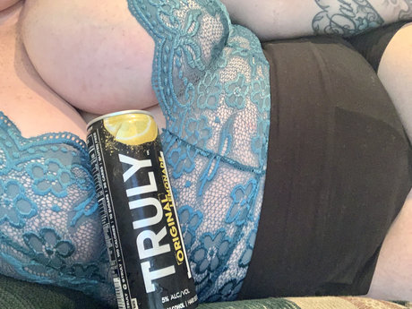 Naken läckt OnlyFans-bild av Aannunzi727
