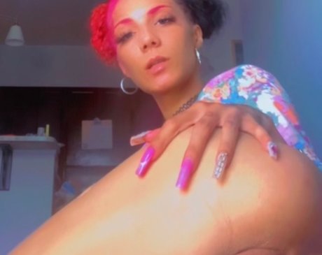 Naken läckt OnlyFans-bild av Snortpinkxxx