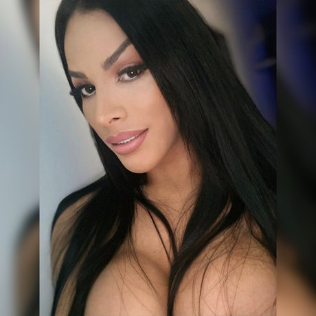 Alexandra Hernndez