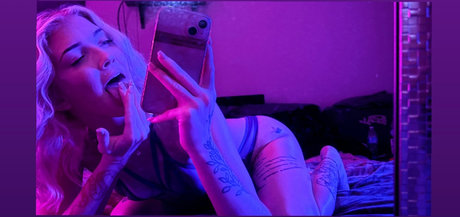 Nahá fotka uniklých OnlyFans od P