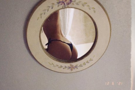 Alaston vuotanut OnlyFans-kuva 