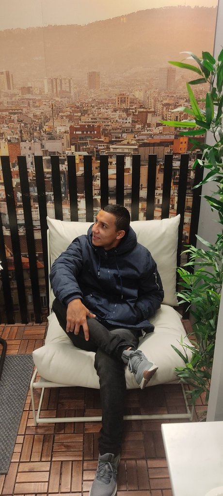 Nahá fotka uniklých OnlyFans od Octavio Garcia