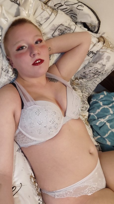 Обнаженная фотография утечки OnlyFans от Alexxx