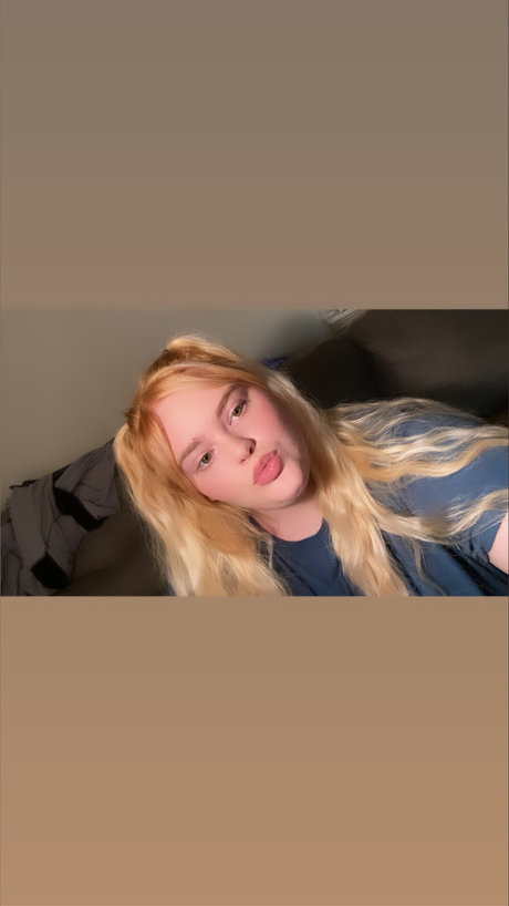 Naken läckt OnlyFans-bild av Grace