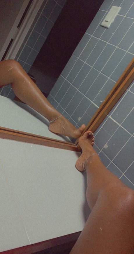 Naken läckt OnlyFans-bild av Asabis Feet