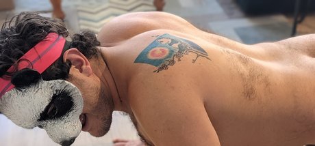 Sweaty Sexy Panda OnlyFans泄露裸照