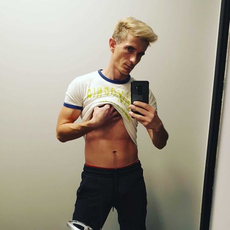 Photo nue de fuite OnlyFans de Onlymegayhot