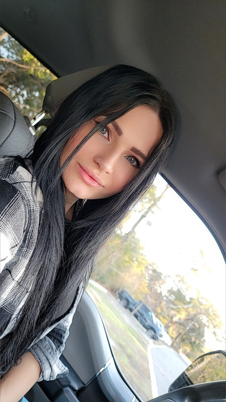Naakte gelekte OnlyFans-foto van Oneandonlybbx Free