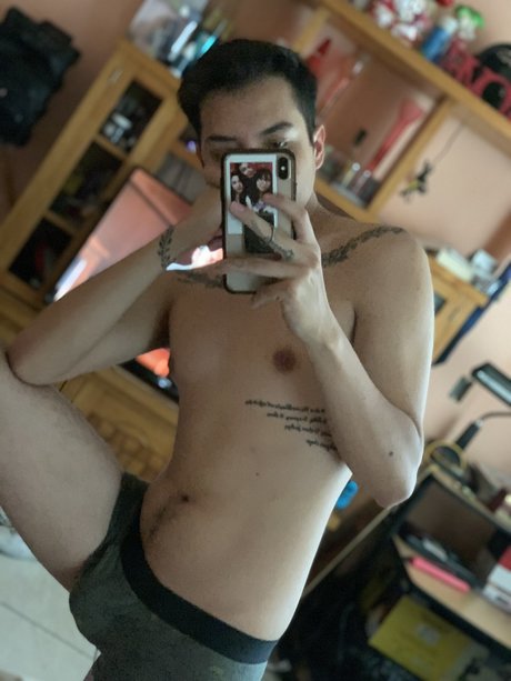Nahá fotka uniklých OnlyFans od Omar