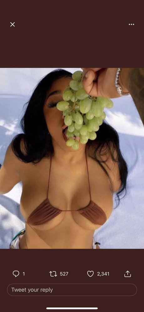 Naken läckt OnlyFans-bild av Ab