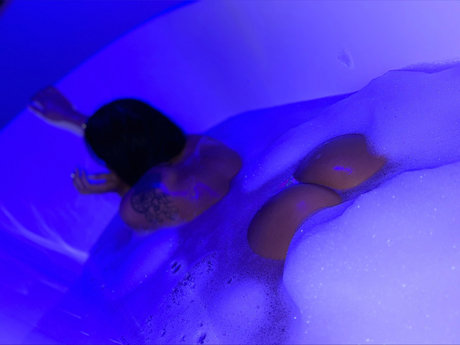 Foto nua vazada do OnlyFans de Olivia Kiss
