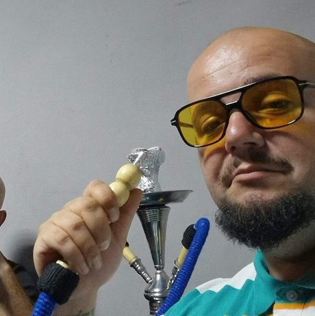 Alaston vuotanut OnlyFans-kuva Big