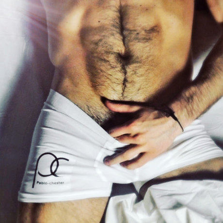 Alaston vuotanut OnlyFans-kuva Pablochesterphoto