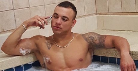 Naken läckt OnlyFans-bild av Oscar