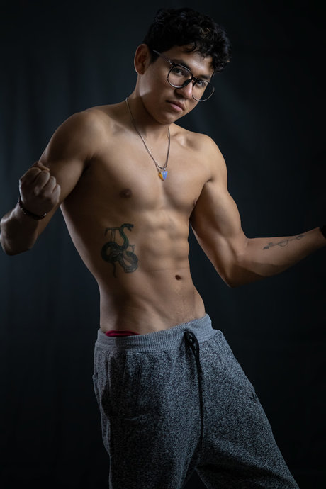 Naken läckt OnlyFans-bild av Alan Ruiz