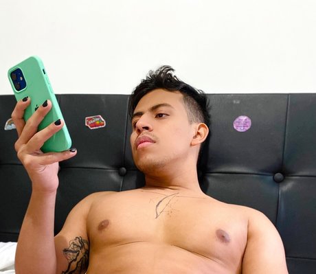 Nagie wyciekłe zdjęcie OnlyFans od Alejo Acosta