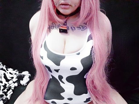 Photo nue de fuite OnlyFans de Big Tiddy Goth Waifu 