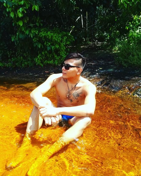 Naken läckt OnlyFans-bild av Raylson Pacheco