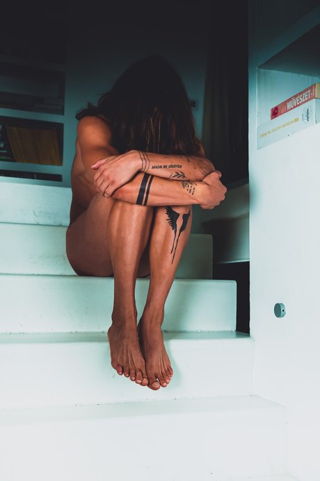Naken läckt OnlyFans-bild av Akos