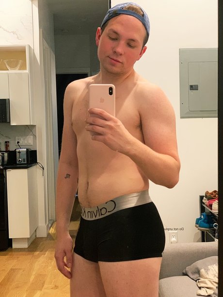Naken läckt OnlyFans-bild av Pr
