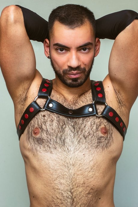 Naakte gelekte OnlyFans-foto van Pato Beyzaga