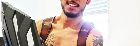 Naken läckt OnlyFans-bild av Parkerwest