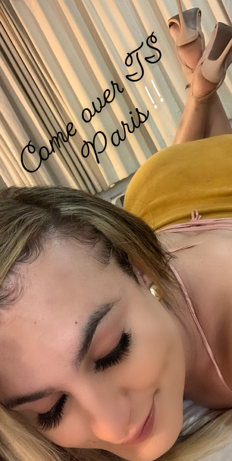 Foto nua vazada do OnlyFans de Exclusivefreakyparis