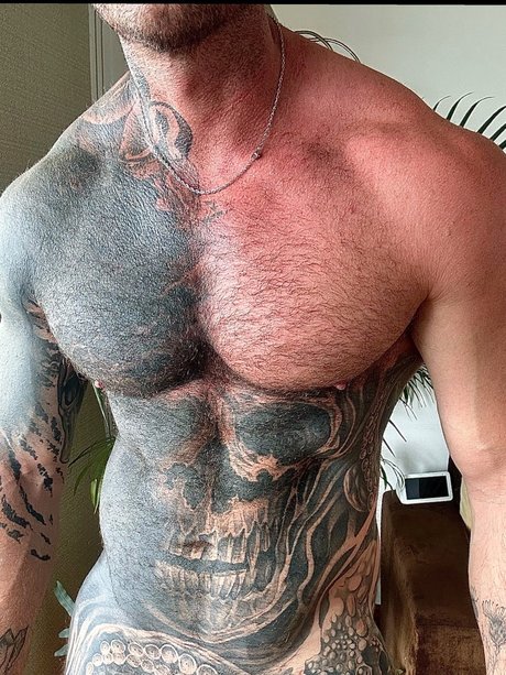 Papi  Strong