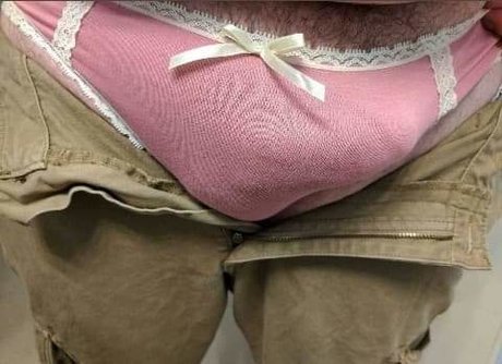 Naken läckt OnlyFans-bild av Panty Bear Free