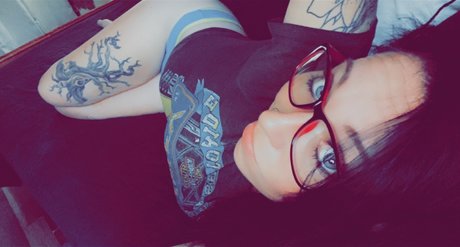Naken lekkede OnlyFans-bilde av Milf85