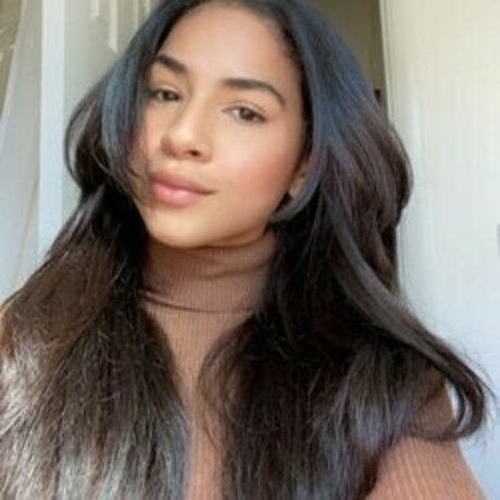 Naken läckt OnlyFans-bild av Pegs