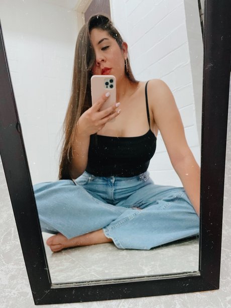 Naken läckt OnlyFans-bild av Alejandra