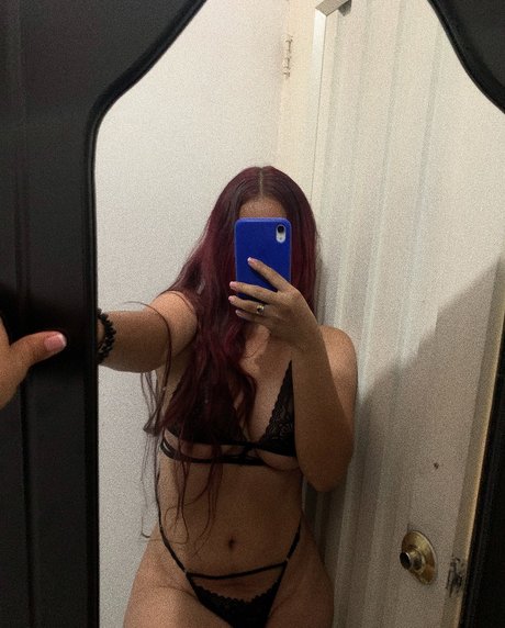 Photo nue de fuite OnlyFans de Aleja