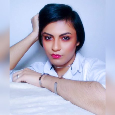 Naakte gelekte OnlyFans-foto van Ale
