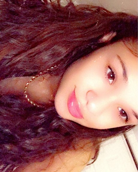 Nagie wyciekłe zdjęcie OnlyFans od Jayy