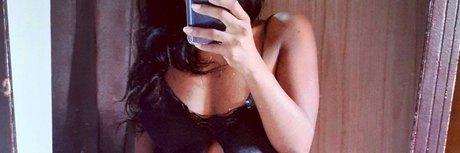 Naken läckt OnlyFans-bild av Lyla Escorpiana Perigosa 