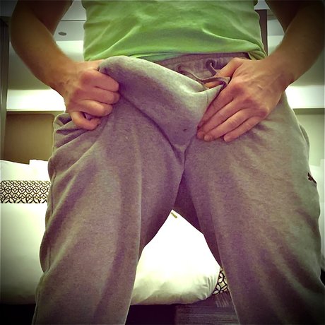 Foto desnuda filtrada de OnlyFans de Jason