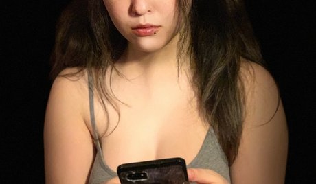 Naken läckt OnlyFans-bild av Lilian Lynch