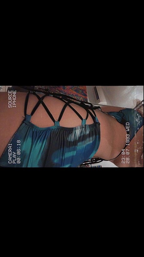 Nahá fotka uniklých OnlyFans od Pearl