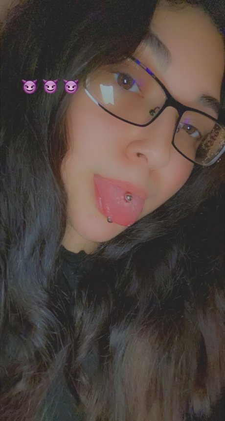 Naken läckt OnlyFans-bild av Peaches 