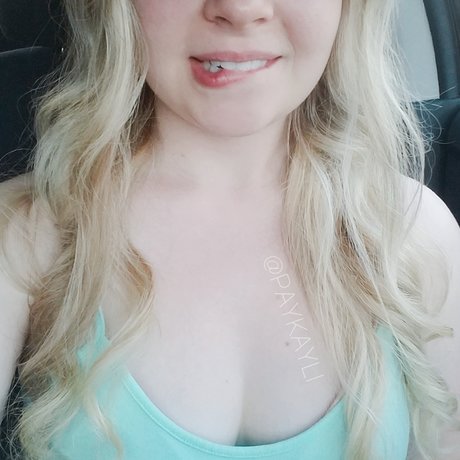 Обнаженная фотография утечки OnlyFans от Princess Kayli 