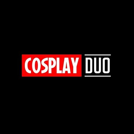 Naken läckt OnlyFans-bild av Cosplayduo