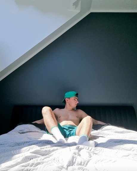 Обнаженная фотография утечки OnlyFans от Dawid