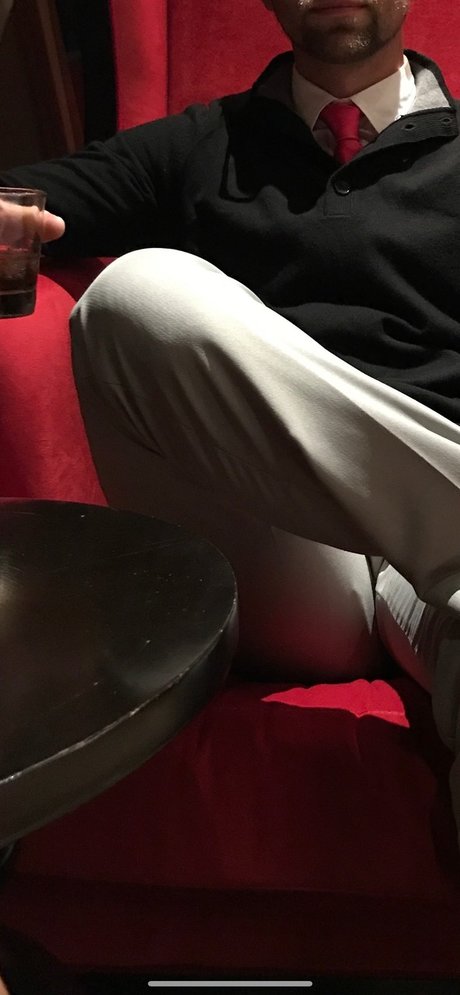 Naken läckt OnlyFans-bild av Daddy Dom